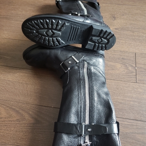 Coach Vanessa Moto Boots - Picture 8 of 8